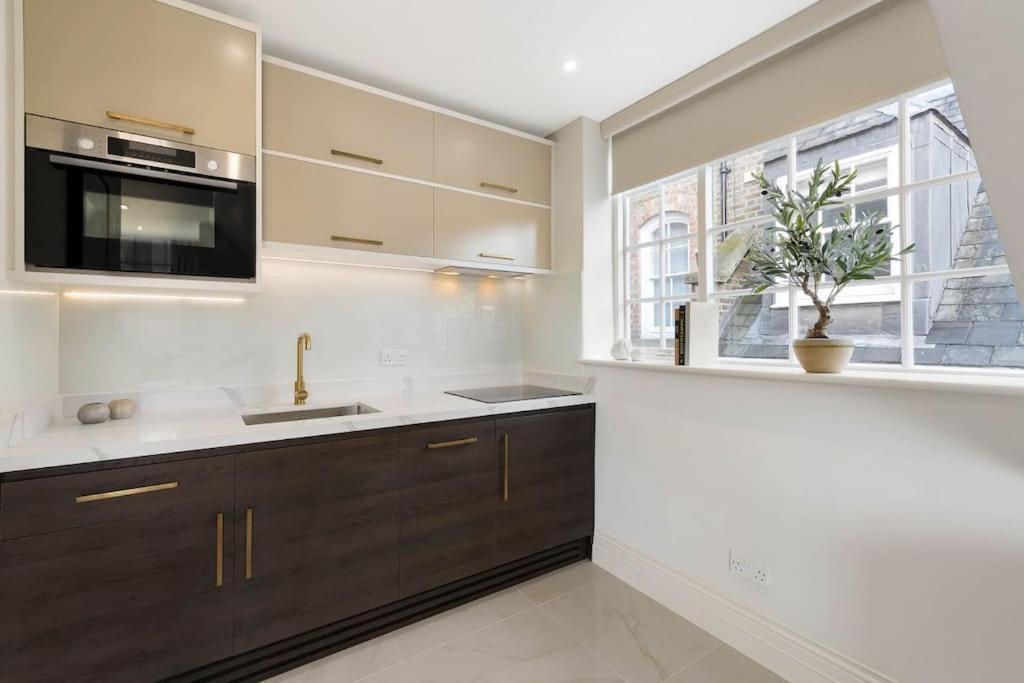 Wonderful Knightsbridge Apartment By Harrods Лондон Экстерьер фото
